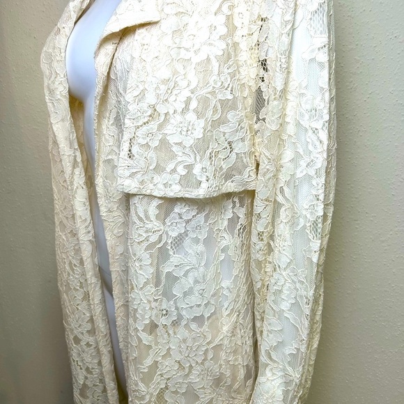 Express Lace Long Trench style Coat - Picture 4 of 10